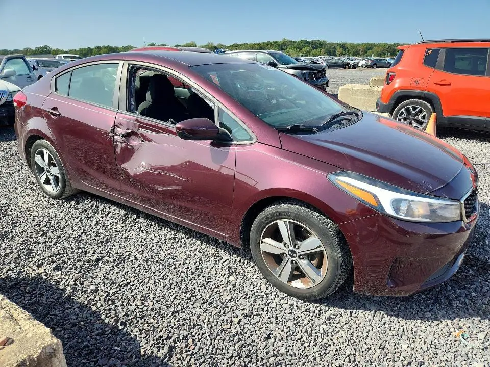 2018 KIA FORTE LX  