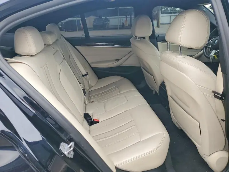 2018 BMW 530E   