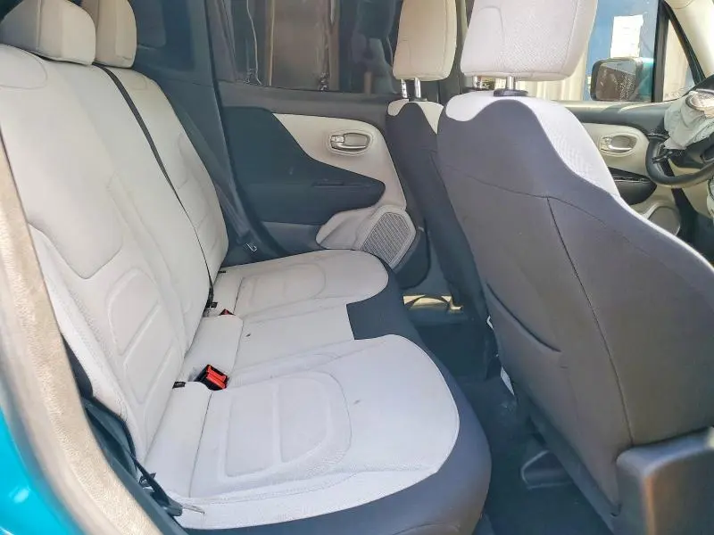 2021 JEEP RENEGADE LATITUDE  