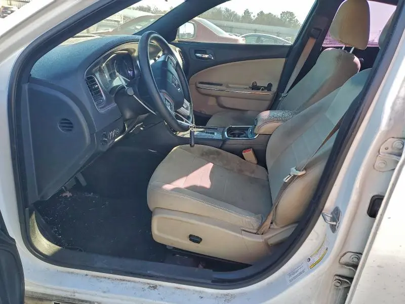 2012 DODGE CHARGER SE  