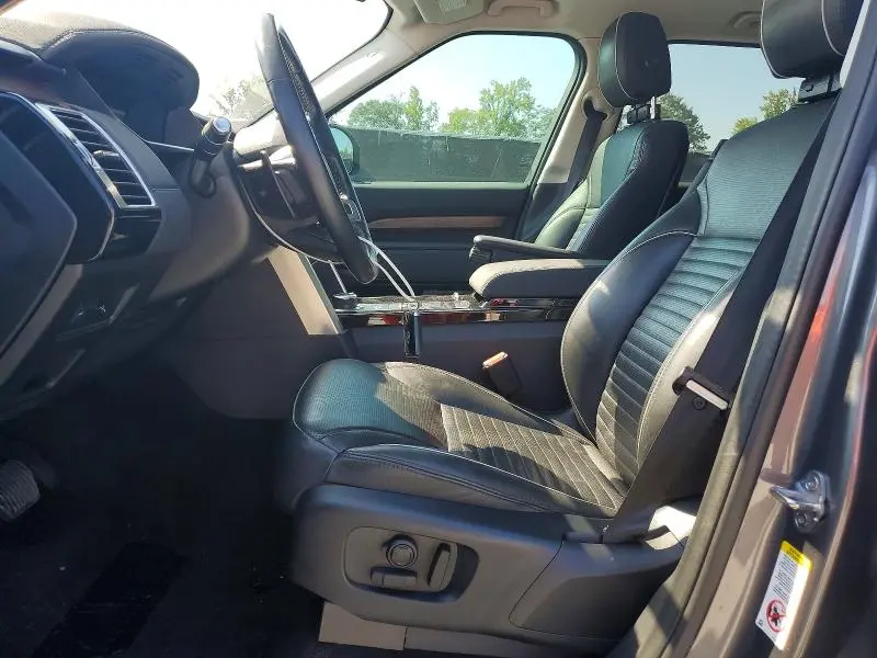 2019 LAND ROVER DISCOVERY HSE  