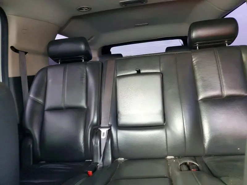 2010 CHEVROLET SUBURBAN C1500 LT  