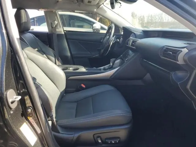 2017 LEXUS IS 300