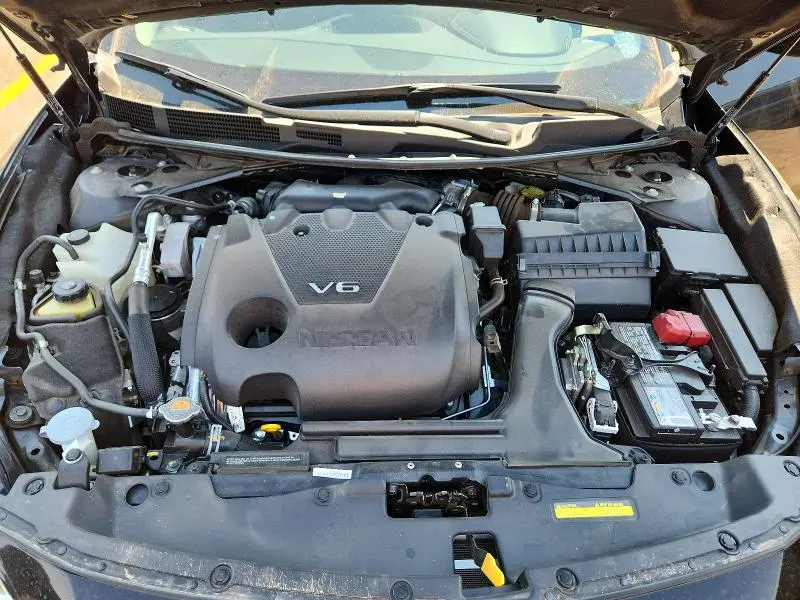 2021 NISSAN MAXIMA SV  
