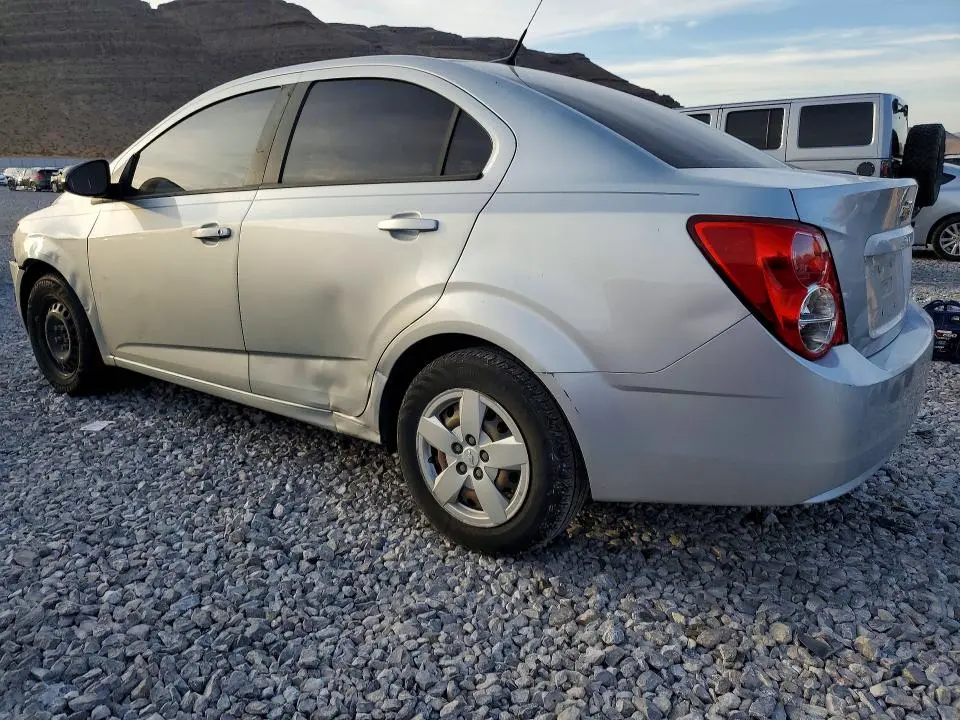 2014 CHEVROLET SONIC LS  