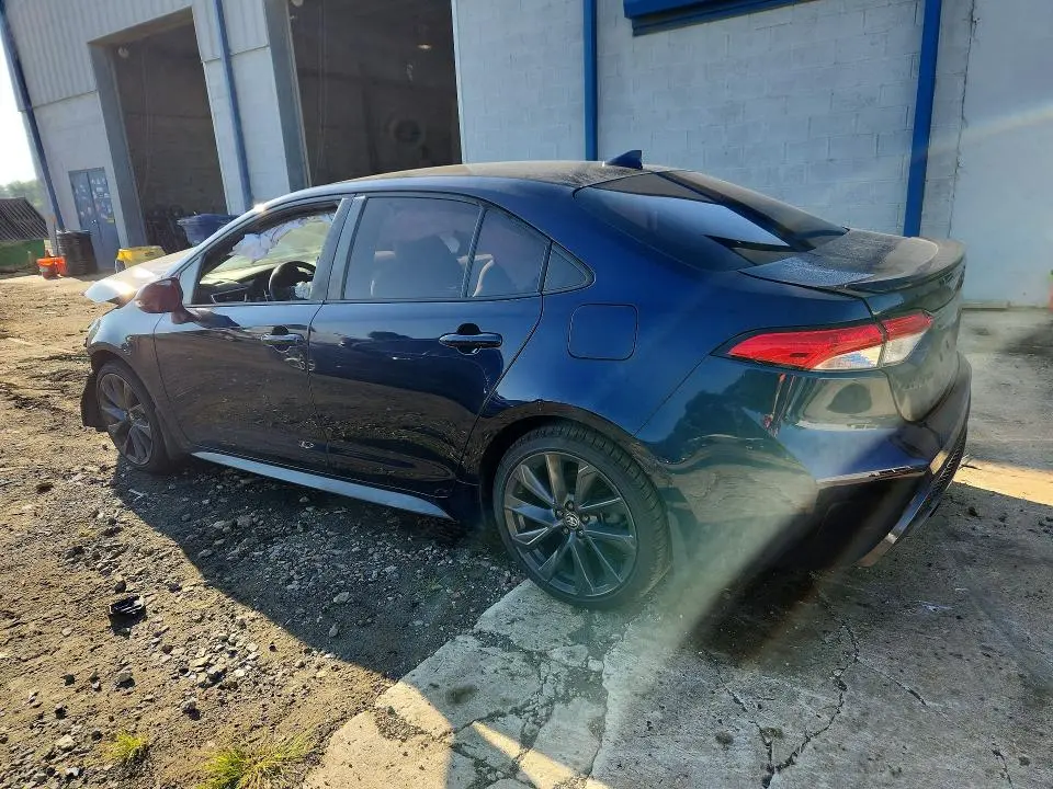 2021 TOYOTA COROLLA SE  