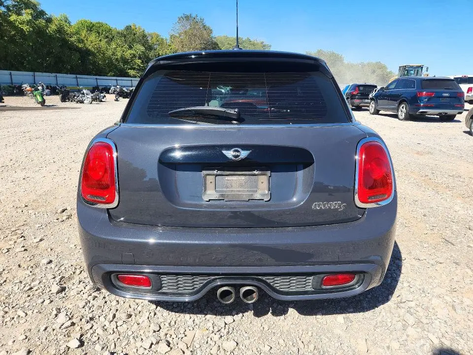 2016 MINI COOPER S  