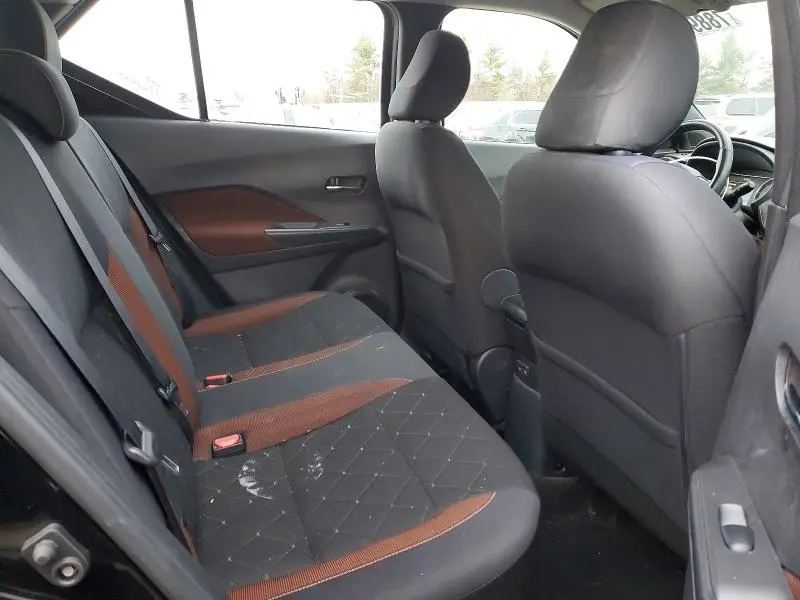 2019 NISSAN KICKS SR  