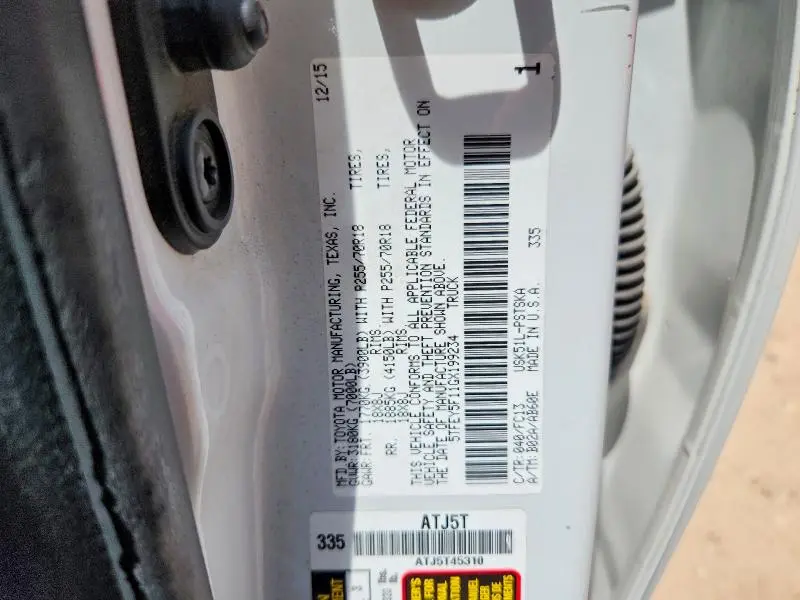 2016 TOYOTA TUNDRA CREWMAX SR5  