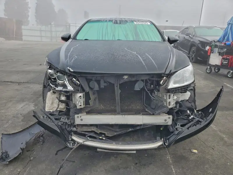 2016 LEXUS LS 460  