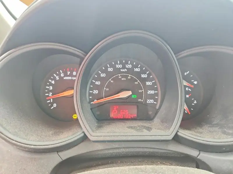 2014 KIA RIO LX  