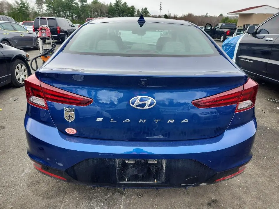 2020 HYUNDAI ELANTRA SEL  