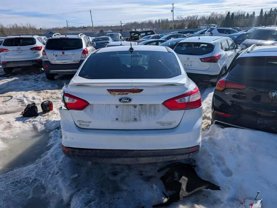 2013 FORD FOCUS TITANIUM  