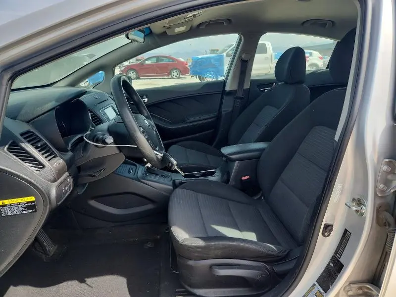 2016 KIA FORTE LX  