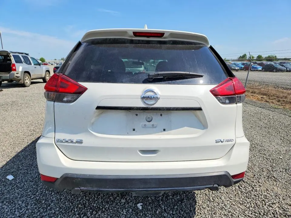 2017 NISSAN ROGUE SV  
