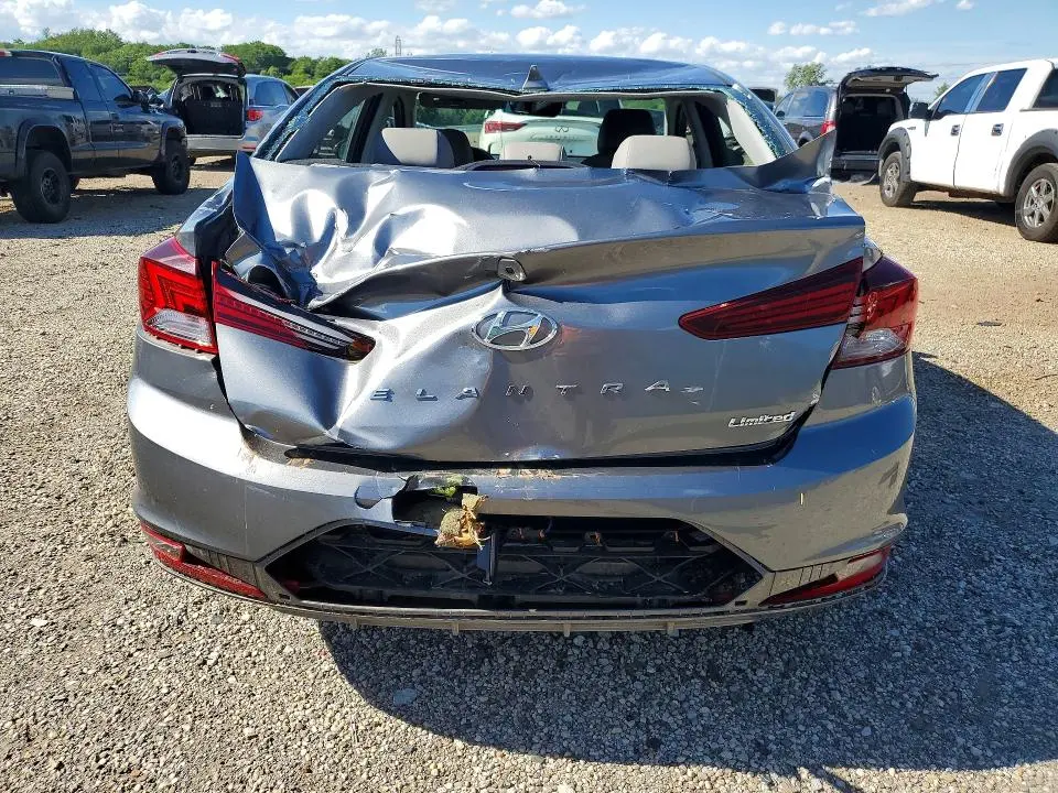 2019 HYUNDAI ELANTRA LIMITED  