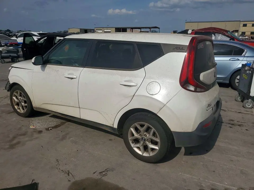2021 KIA SOUL S  