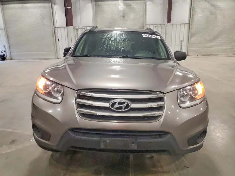 2012 HYUNDAI SANTA FE GLS  