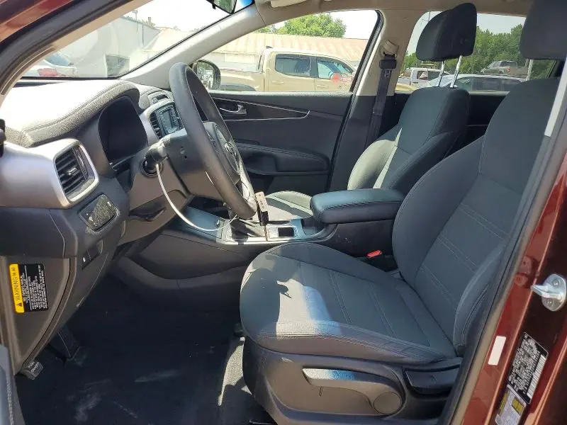 2017 KIA SORENTO LX  