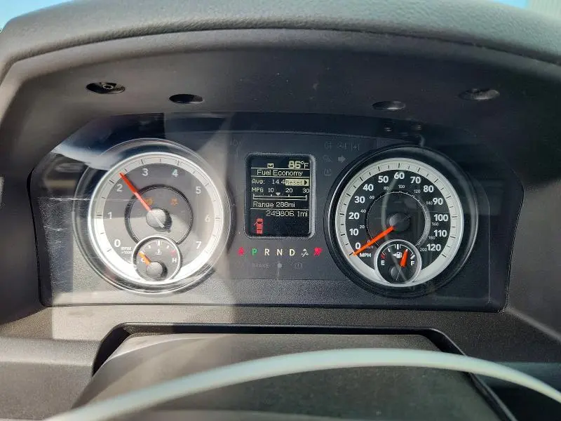 2013 RAM 1500 ST  