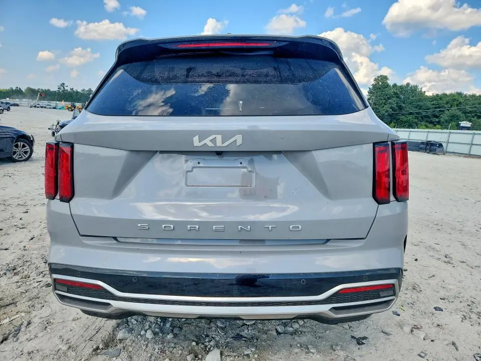 2022 KIA SORENTO SX  
