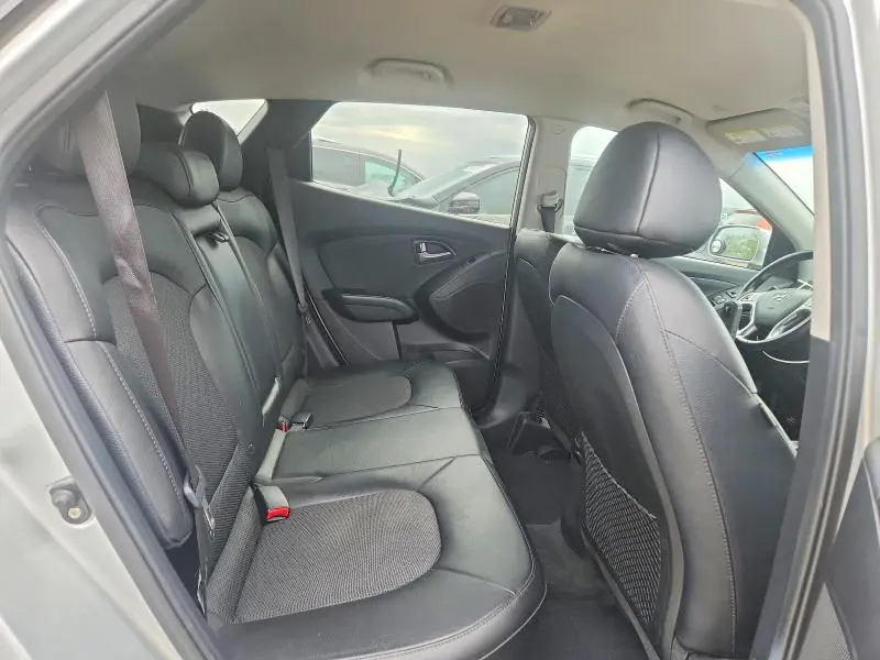 2014 HYUNDAI TUCSON SE  