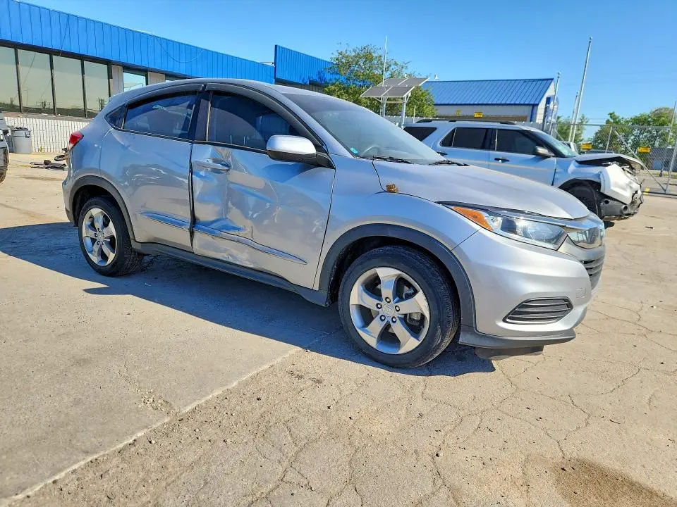 2021 HONDA HR-V LX  