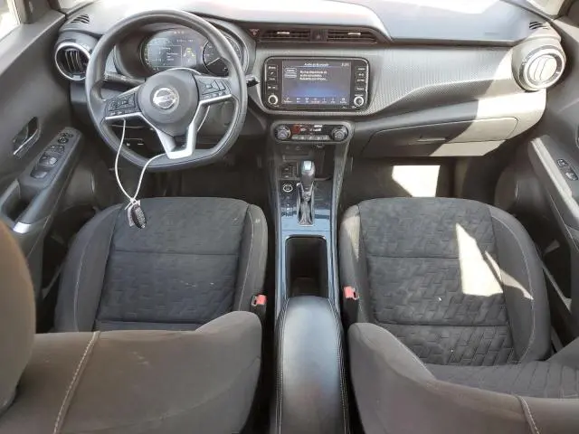 2021 NISSAN KICKS SV  