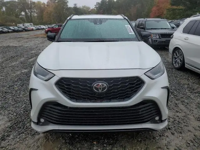 2022 TOYOTA HIGHLANDER XSE  