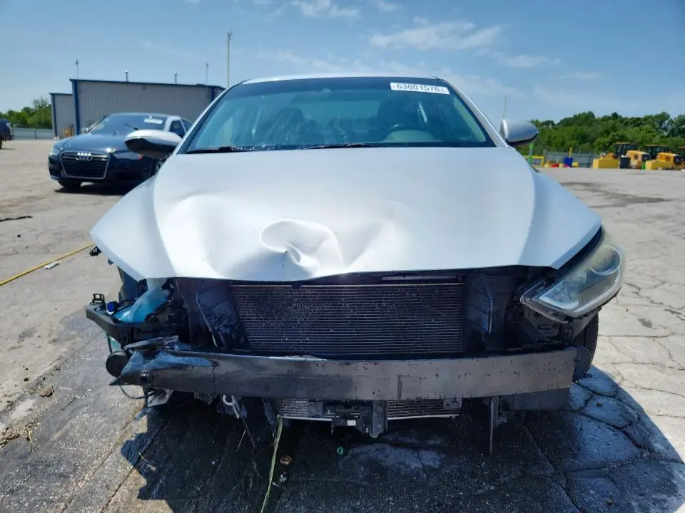 2018 HYUNDAI ELANTRA LIMITED  