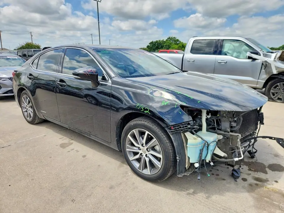 2018 LEXUS ES 300H  