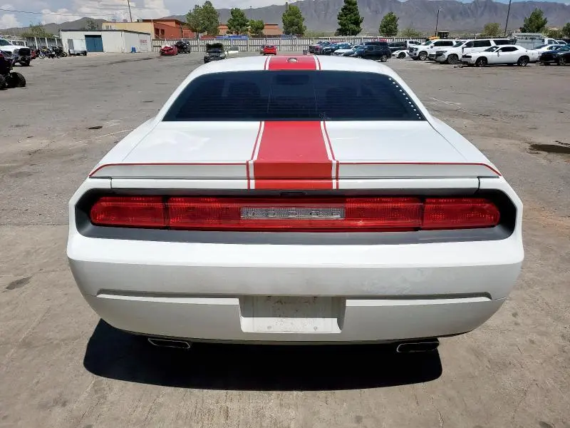 2012 DODGE CHALLENGER SXT  