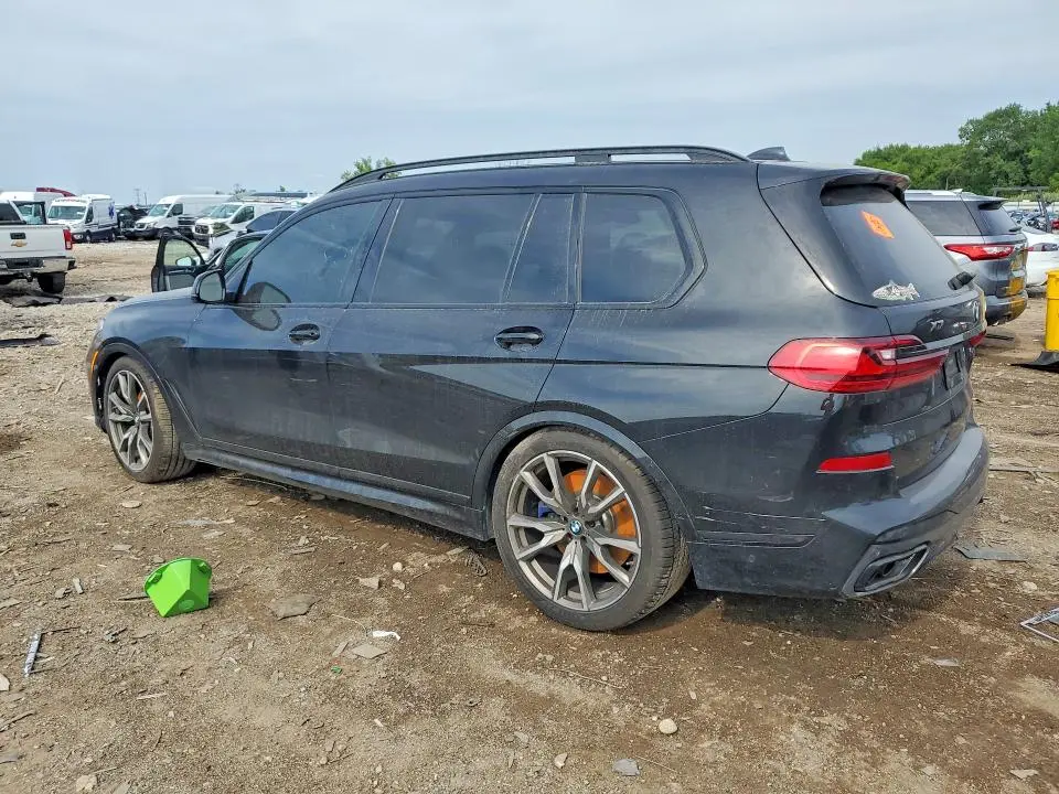 2022 BMW X7 M50I  