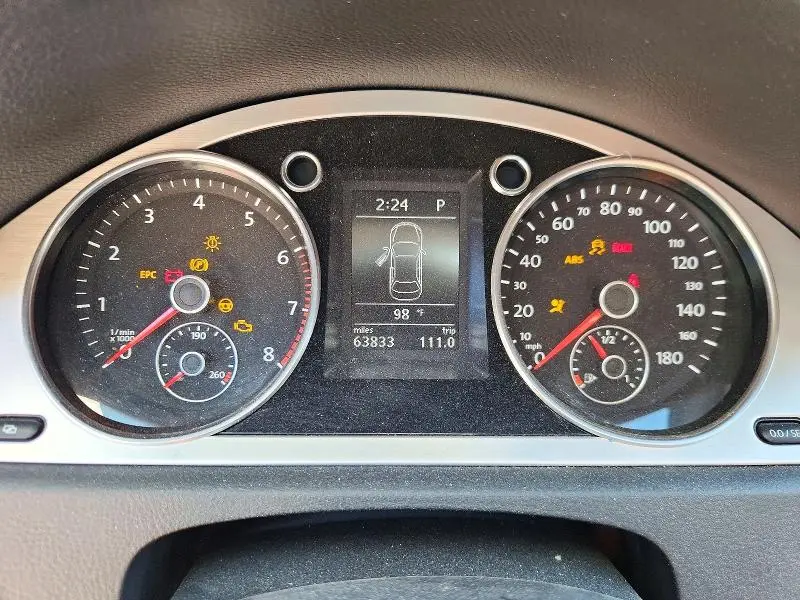 2010 VOLKSWAGEN CC LUXURY  