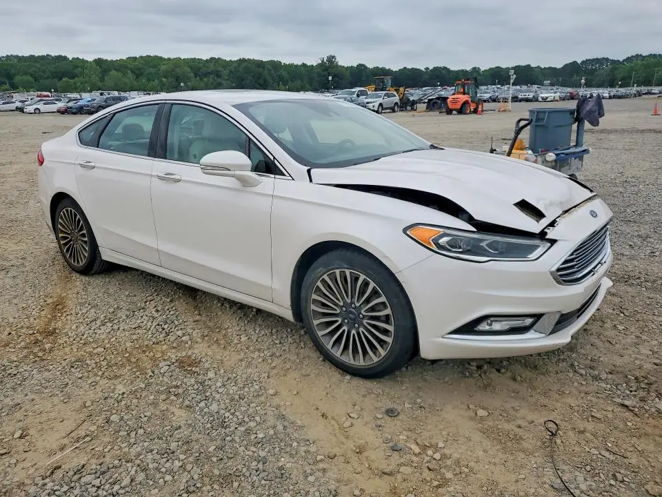 2017 FORD FUSION TITANIUM  