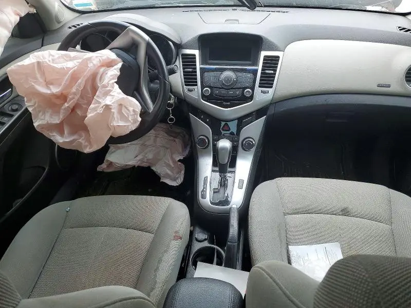 2011 CHEVROLET CRUZE LT  
