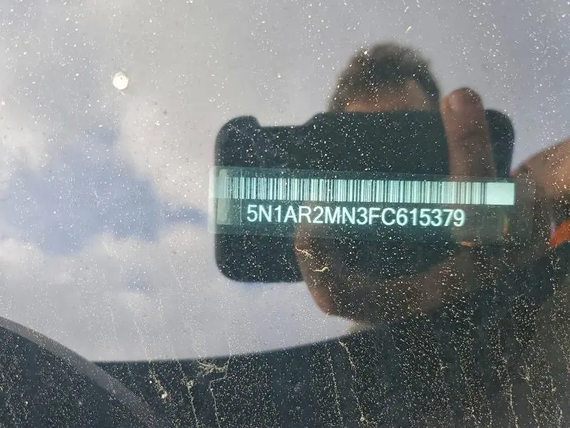 2015 NISSAN PATHFINDER SV  