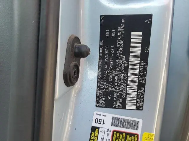 2016 TOYOTA SIENNA XLE  
