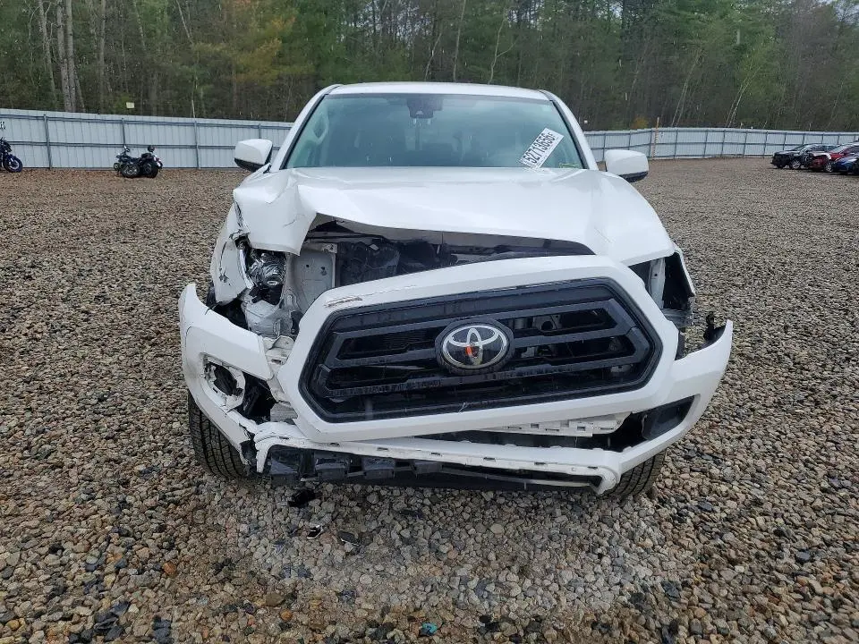 2021 TOYOTA TACOMA SR V6  