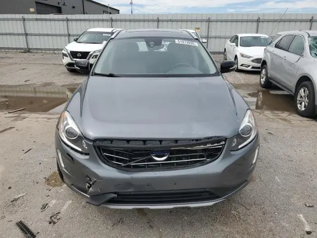 2017 VOLVO XC60 T6 DYNAMIC