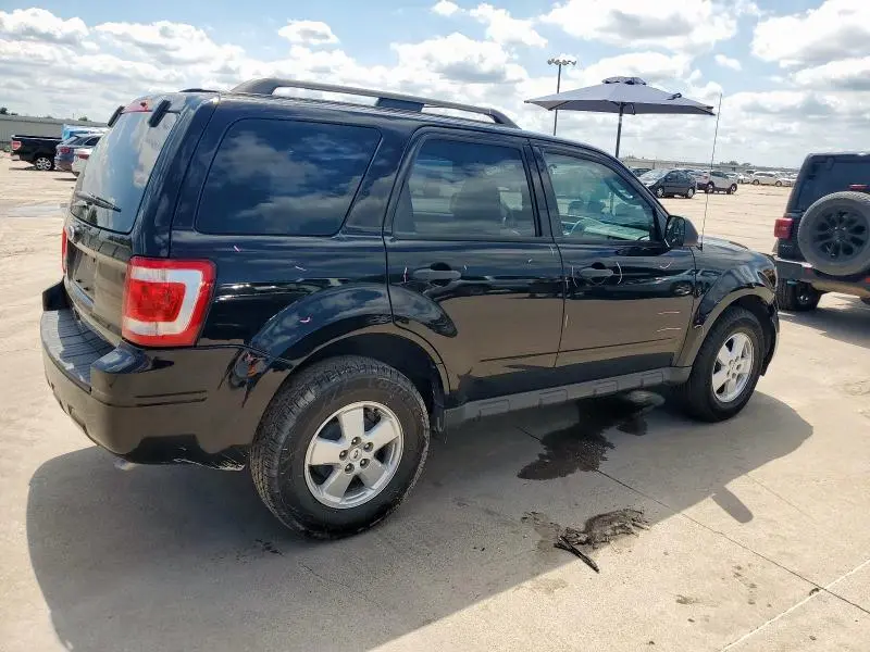 2012 FORD ESCAPE XLS  