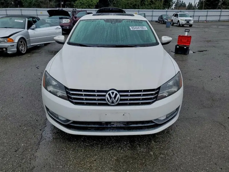 2012 VOLKSWAGEN PASSAT SEL  