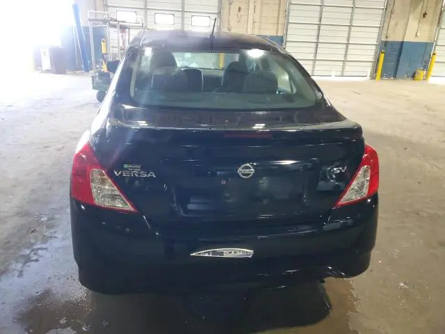 2019 NISSAN VERSA S  