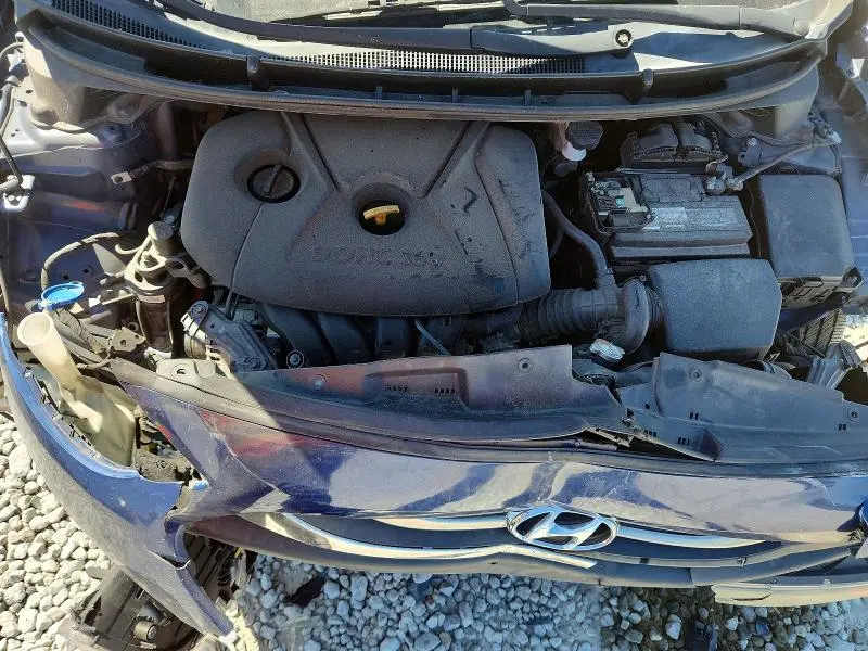 2013 HYUNDAI ELANTRA GT BASE  