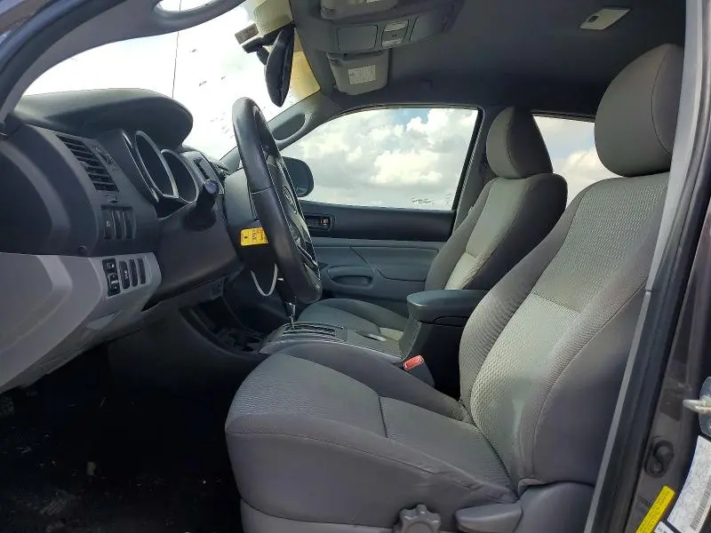 2013 TOYOTA TACOMA DOUBLE CAB PRERUNNER  