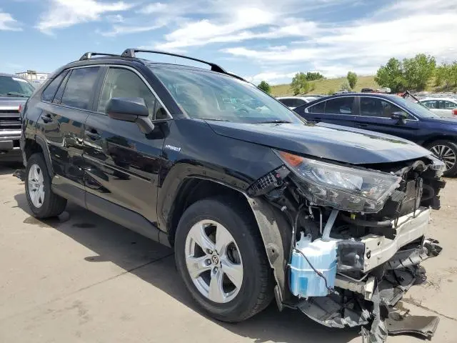 2020 TOYOTA RAV4 LE  