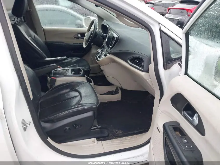 2018 CHRYSLER PACIFICA HYBRID LIMITED