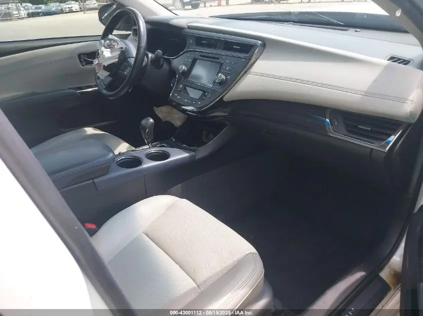 2015 TOYOTA AVALON HYBRID LIMITED