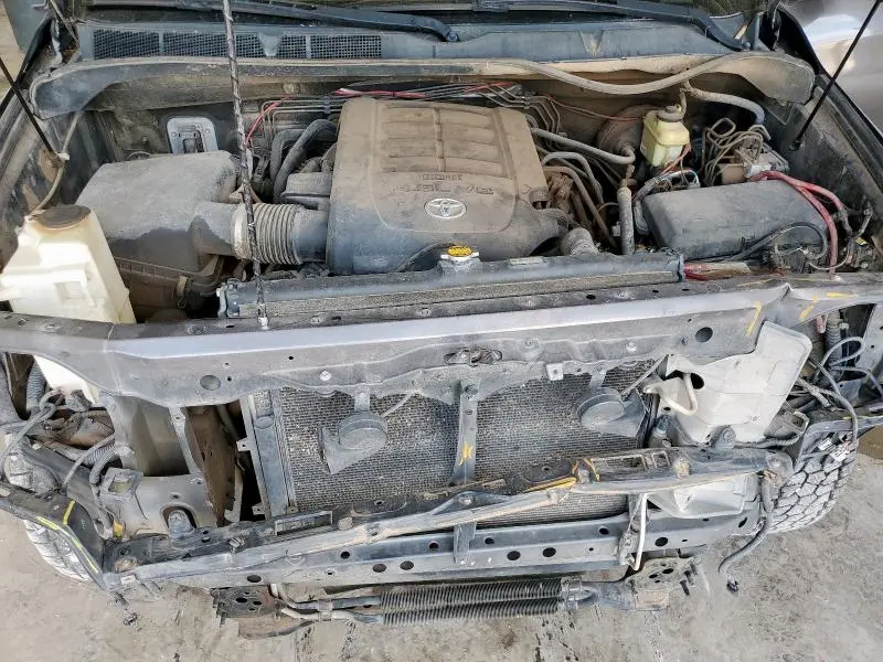 2011 TOYOTA TUNDRA DOUBLE CAB SR5  