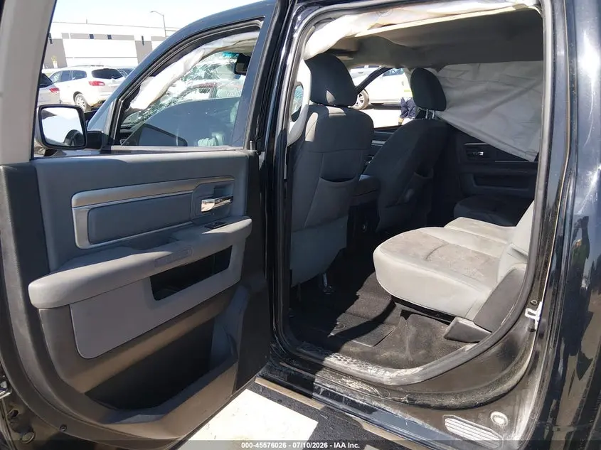 2014 RAM 1500 BIG HORN